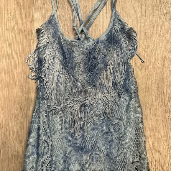 FREE‎ PEOPLE Shake It Blue Black Ombré Crochet Tie Dye Fringe Dress Size 2 - Picture 3 of 9